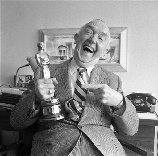 1961: Stan Laurel